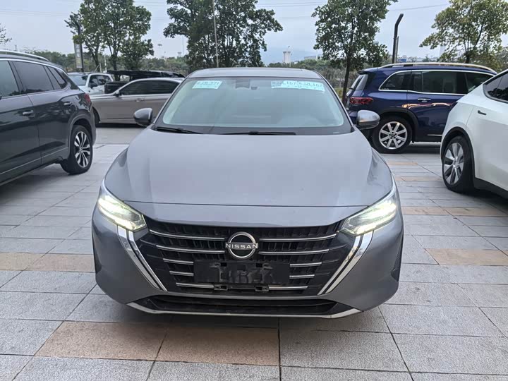 Фото 2 - Nissan Sylphy