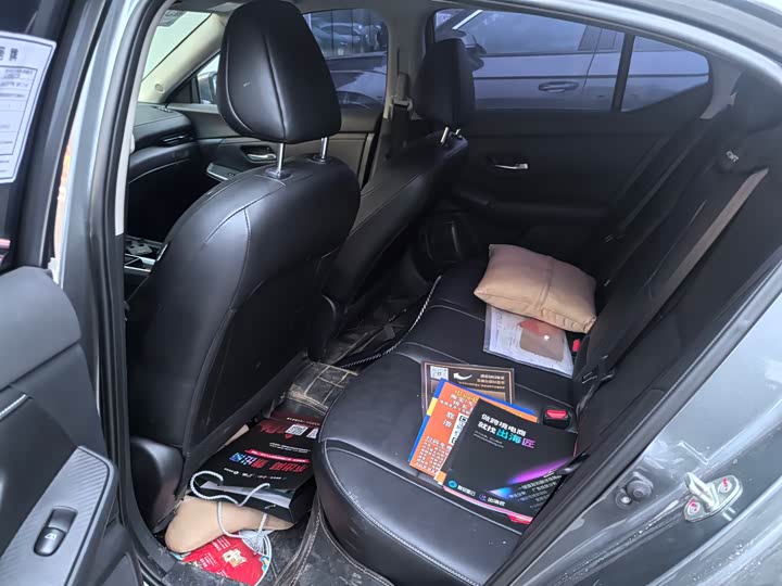 Фото 5 - Nissan Sylphy