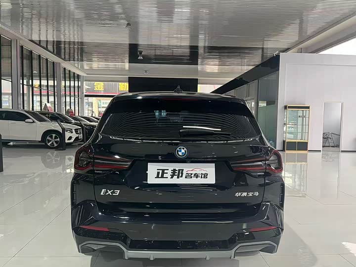 Фото 4 - BMW iX3