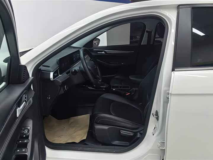 Фото 9 - Ford Escort