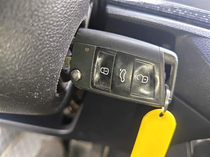 Фото 9 - Volkswagen Lavida