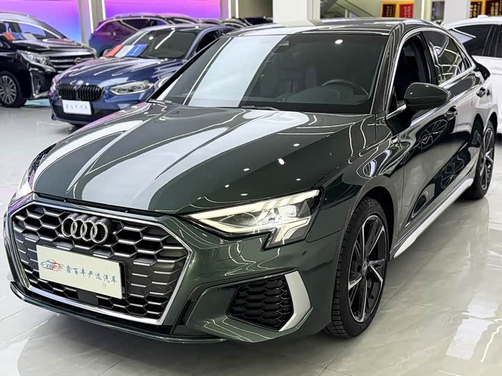 Фото 1 - Audi A3