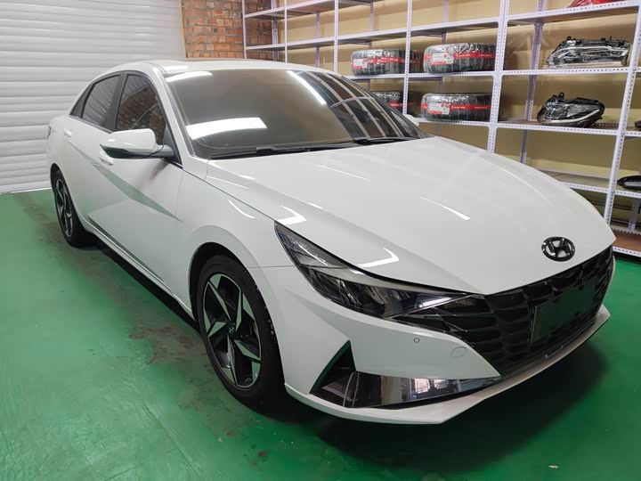 Фото 6 - Hyundai Elantra N line