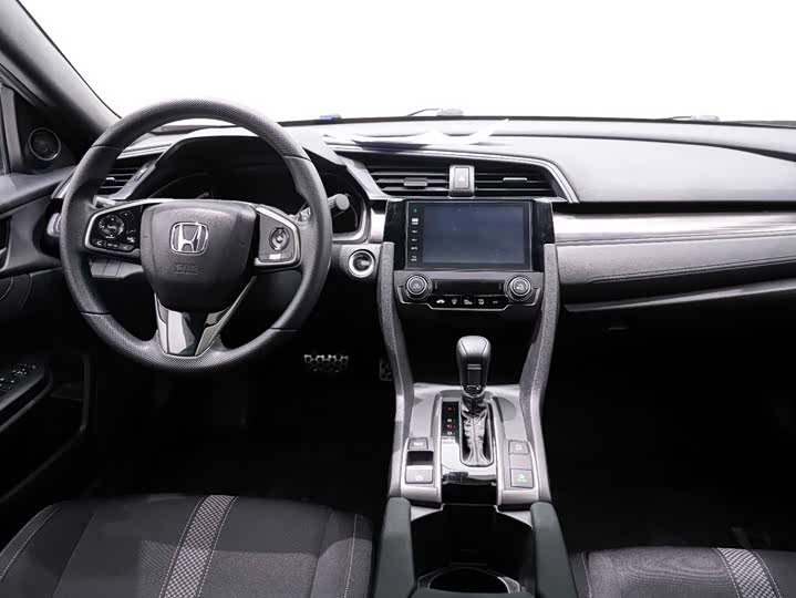 Фото 8 - Honda Civic