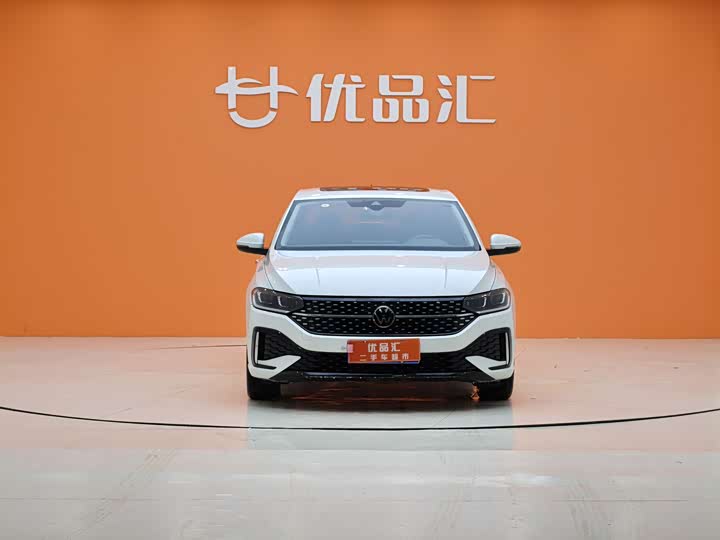 Фото 2 - Volkswagen Lavida