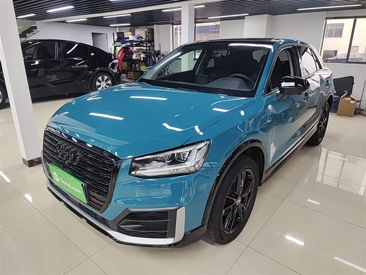 Фото 2 - Audi Q2L
