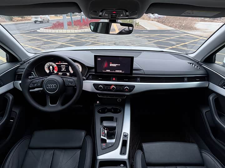 Фото 9 - Audi A4L