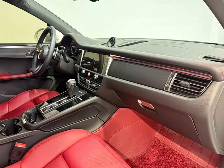 Фото 9 - Porsche Macan