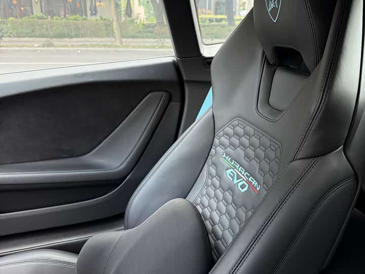 Фото 5 - Lamborghini Huracán