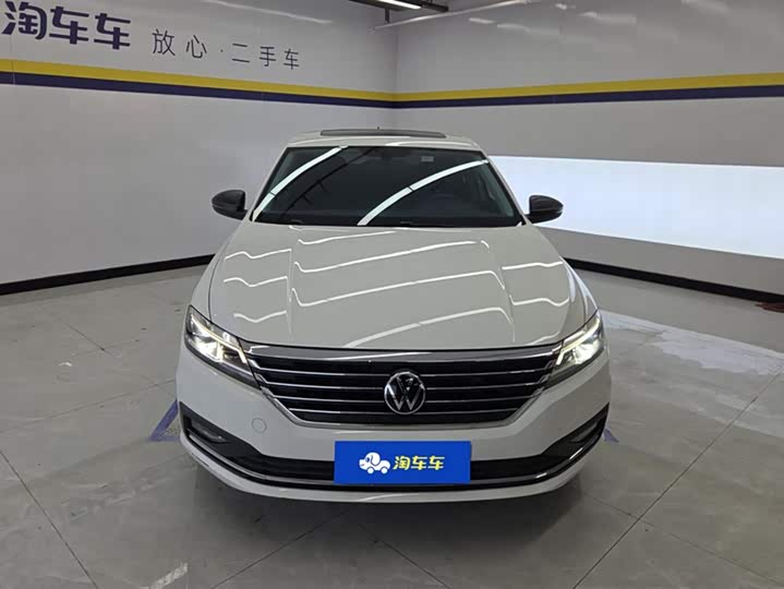 Фото 2 - Volkswagen Lavida