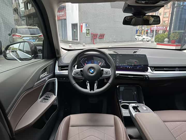 Фото 7 - BMW X1