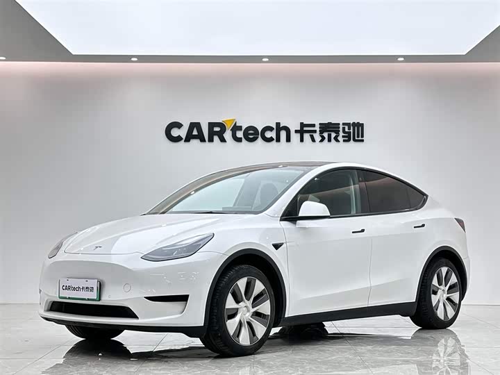 Фото 1 - Tesla Model Y