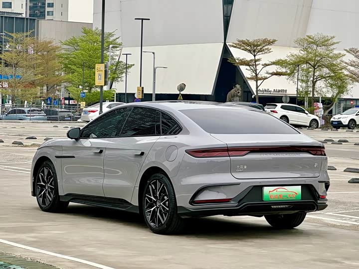 Фото 6 - BYD Han