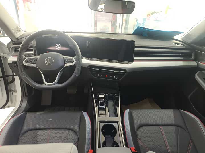 Фото 6 - Volkswagen Lamando L