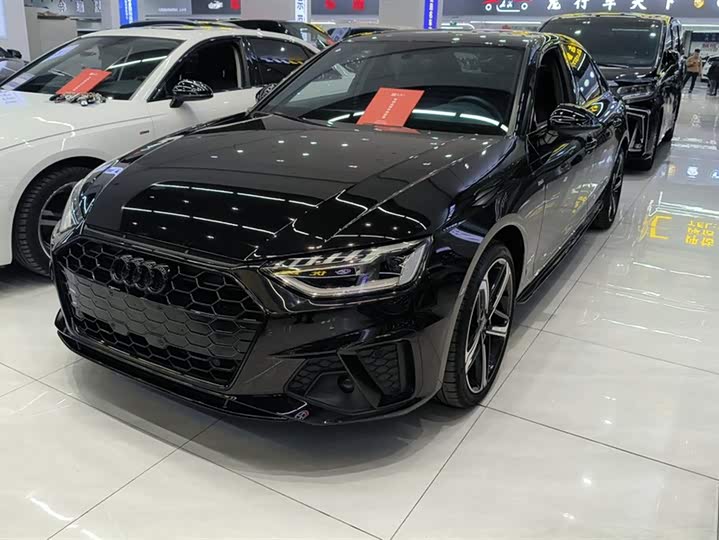 Фото 1 - Audi A4L