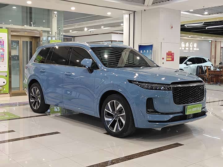 Фото 3 - LiXiang One