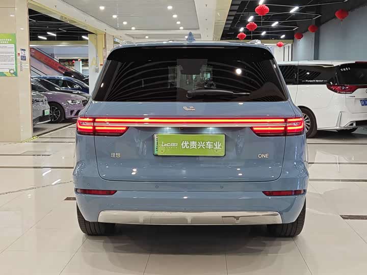 Фото 8 - LiXiang One