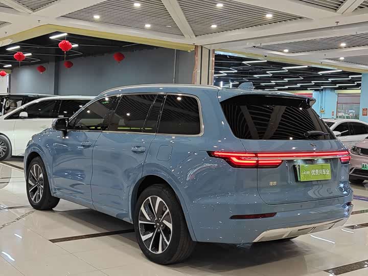 Фото 9 - LiXiang One