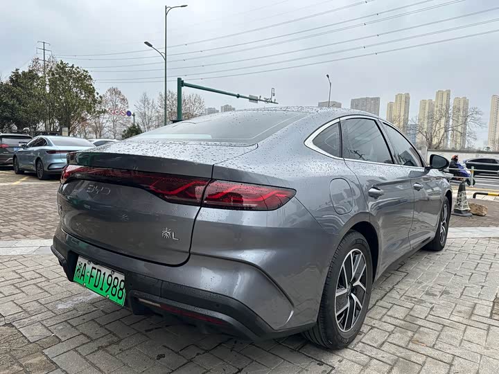 Фото 7 - BYD Qin L