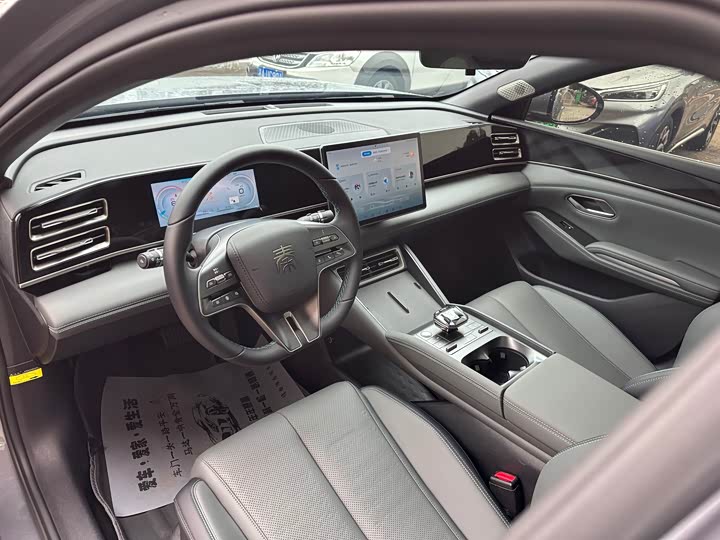 Фото 9 - BYD Qin L