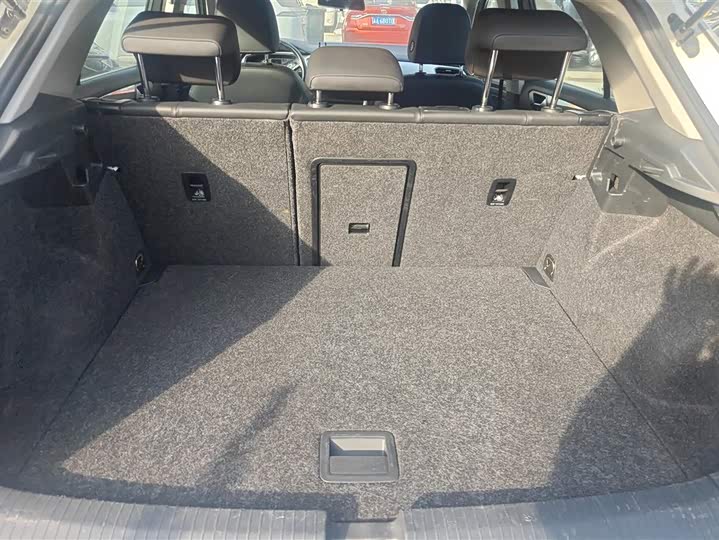 Фото 4 - Volkswagen T-Roc