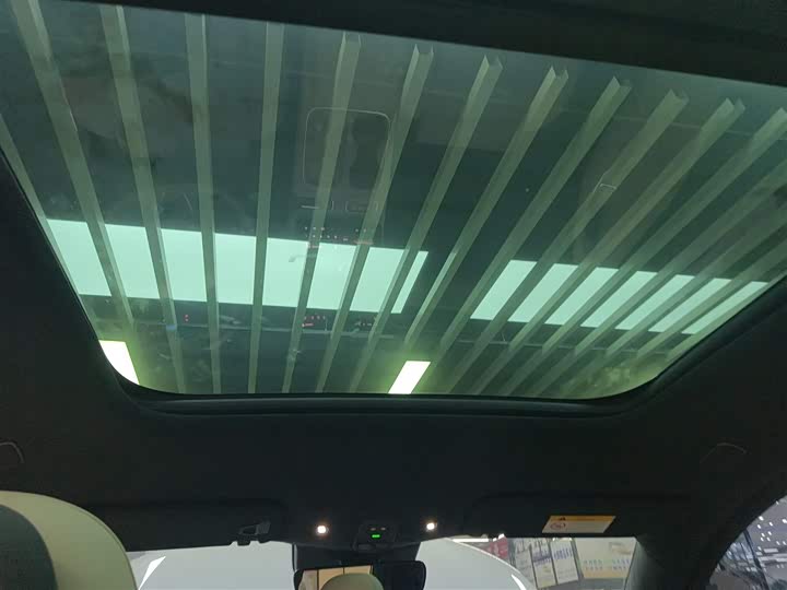 Фото 8 - Nio ES6