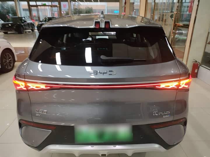 Фото 6 - BYD Yuan Plus