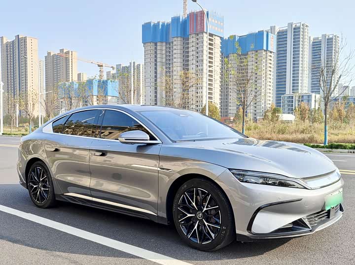 Фото 3 - BYD Han