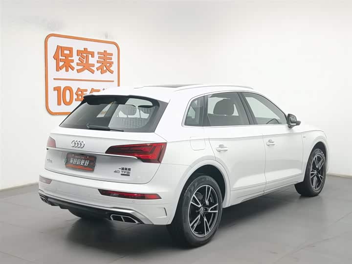 Фото 2 - Audi Q5L
