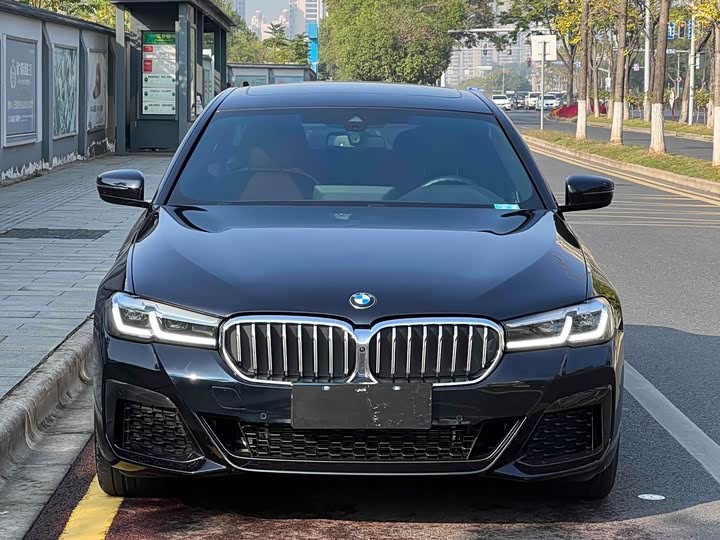 Фото 1 - BMW 5 Series