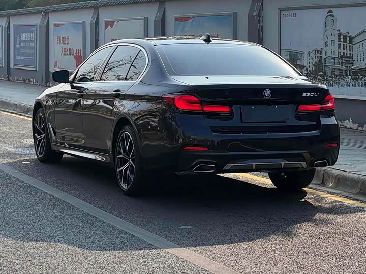 Фото 6 - BMW 5 Series