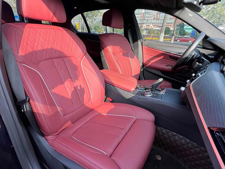 Фото 7 - BMW 5 Series