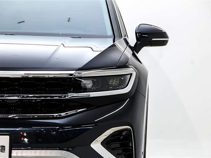 Фото 9 - Volkswagen Talagon