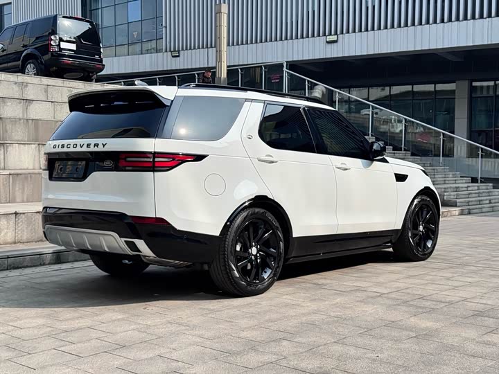 Фото 3 - Land Rover Discovery