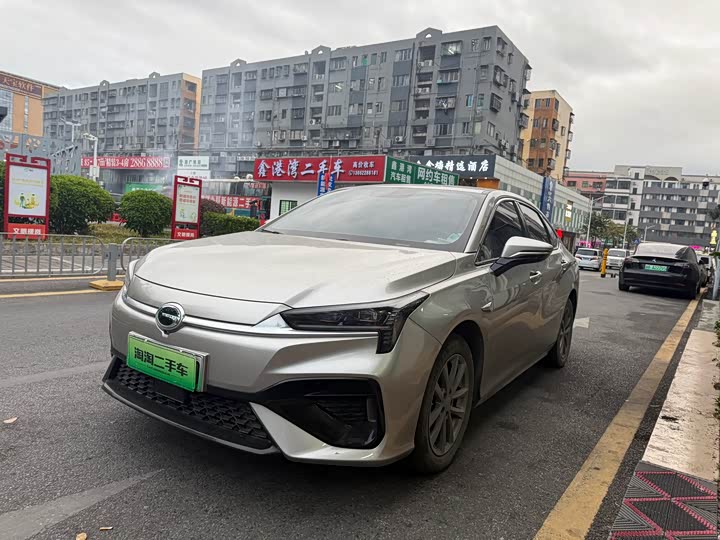 Фото 2 - GAC Aion S