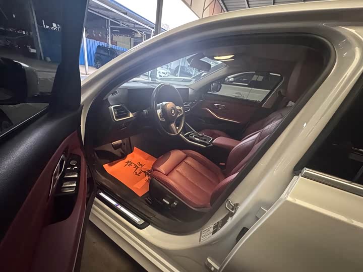 Фото 4 - BMW 3 Series