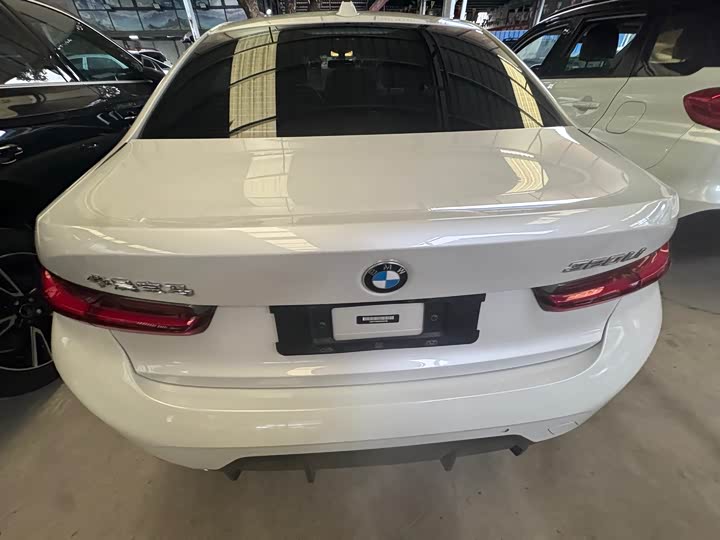 Фото 8 - BMW 3 Series