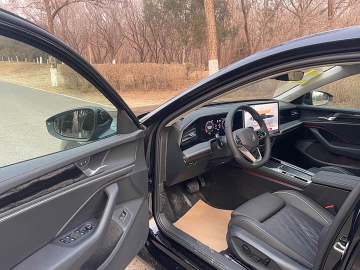 Фото 5 - Volkswagen Magotan