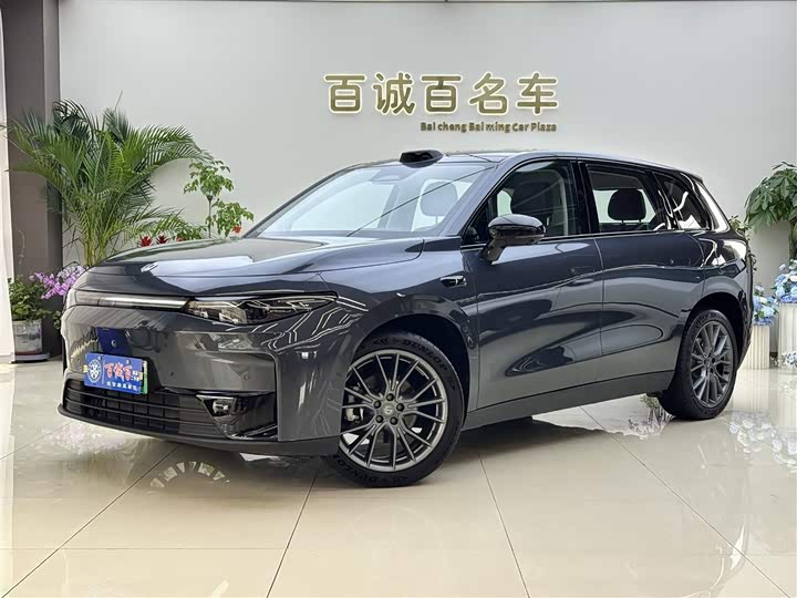 Фото 1 - Leapmotor C10