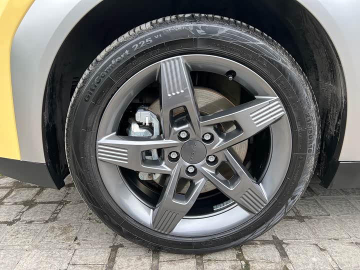 Фото 6 - GAC Aion Y