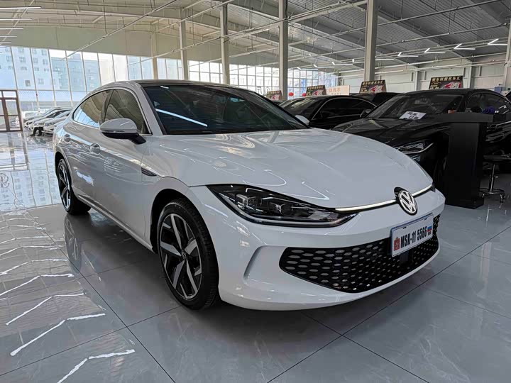 Фото 3 - Volkswagen Lamando L