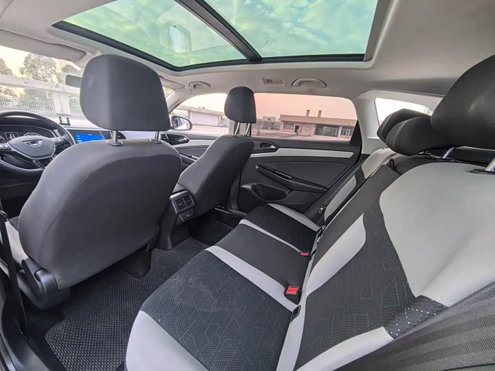 Фото 8 - Jetta VS7