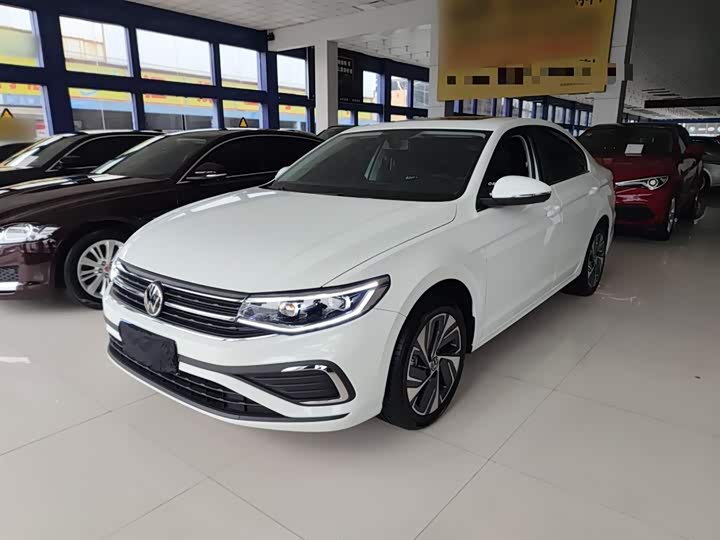 Фото 1 - Volkswagen Bora