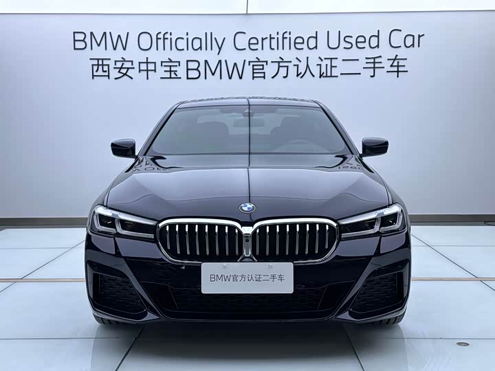 Фото 2 - BMW 5 Series