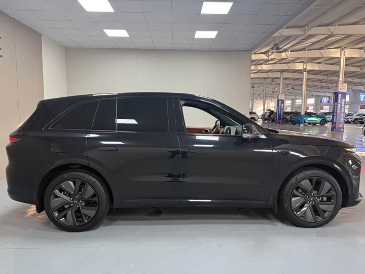 Фото 8 - LiXiang L6