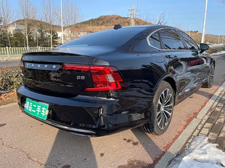Фото 4 - Volvo S90