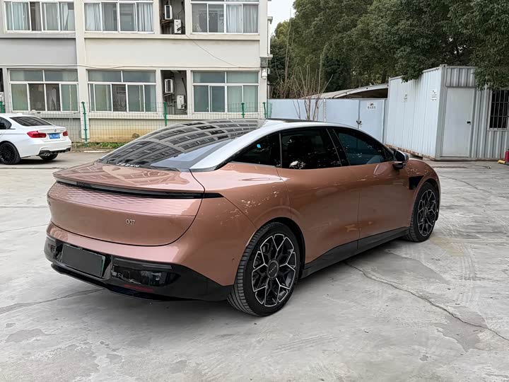 Фото 7 - Zeekr 007