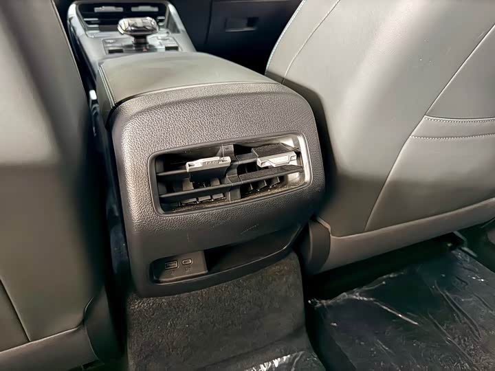 Фото 6 - BYD Qin Plus