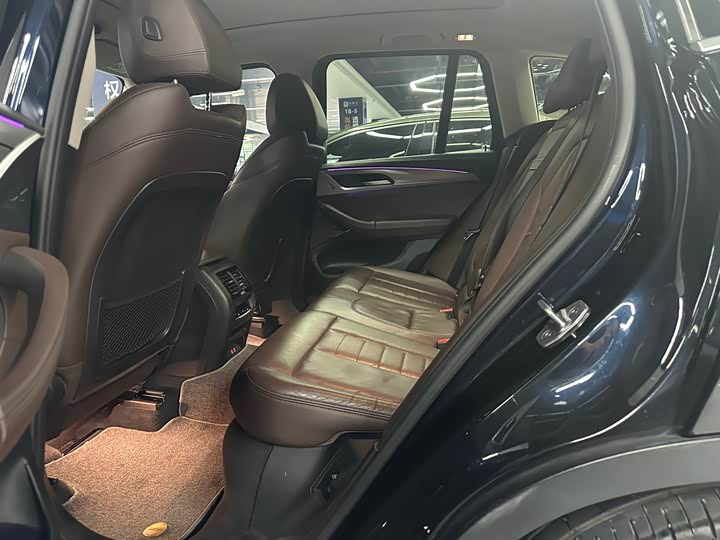 Фото 7 - BMW iX3