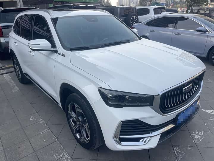 Фото 2 - Geely Monjaro